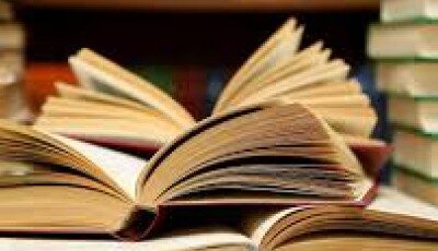«Debout-payé»: le livre évènement de la rentrée.